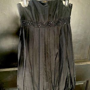 Laundry by Shelli Snegal strapless bubble dress, size 0